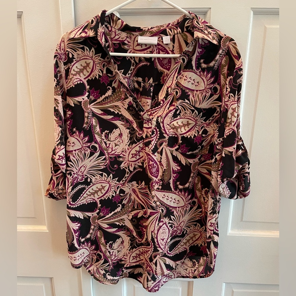 New York & Company Soho top, size M